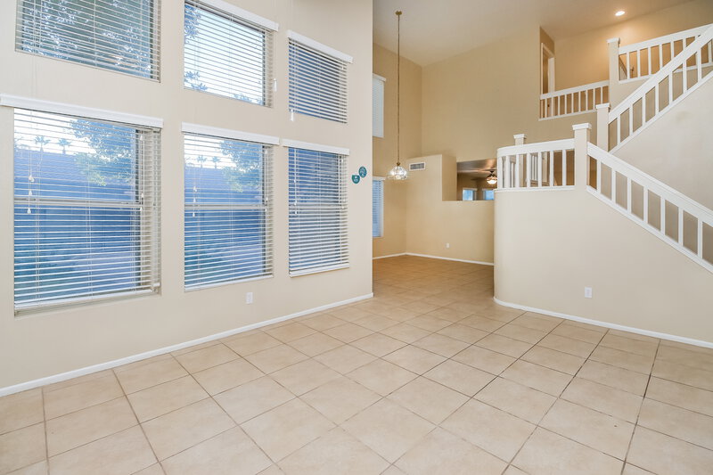 3,210/Mo, 919 W Juanita Ave Gilbert, AZ 85233 Family Room View