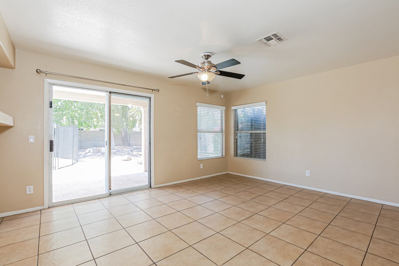 3,230/Mo, 919 W Juanita Ave Gilbert, AZ 85233 Family Room View