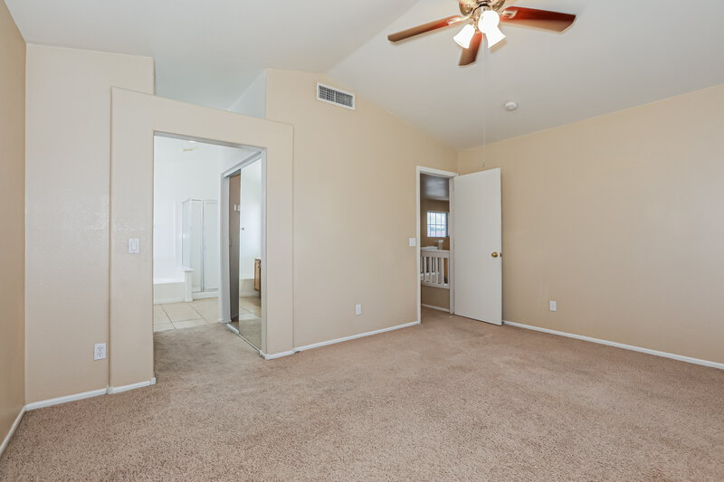 3,230/Mo, 919 W Juanita Ave Gilbert, AZ 85233 Main Bedroom View 2