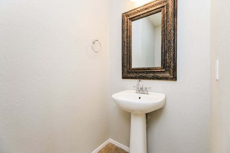 2,070/Mo, 4257 E Milky Way Gilbert, AZ 85295 Powder Room View
