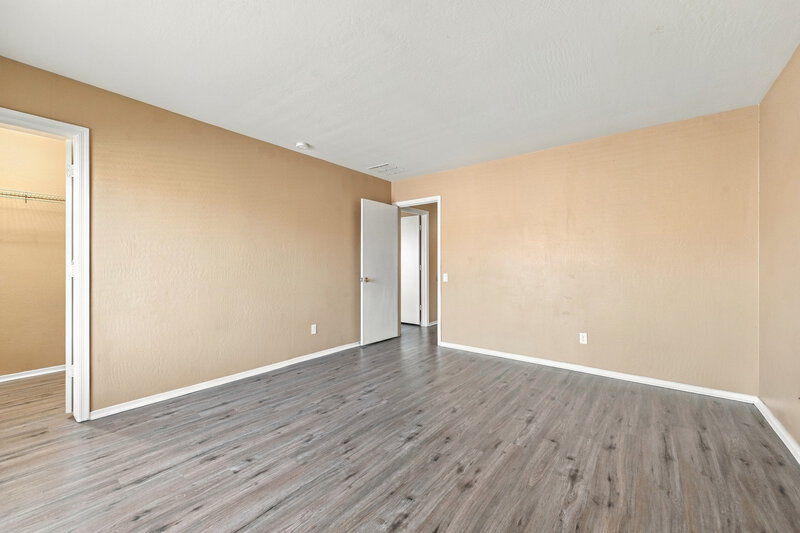 2,990/Mo, 9427 W Monte Vista Rd Phoenix, AZ 85037 Bedroom View