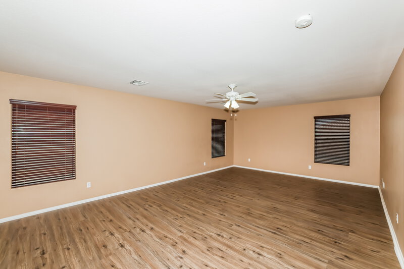2,960/Mo, 9427 W Monte Vista Rd Phoenix, AZ 85037 Main Bedroom View
