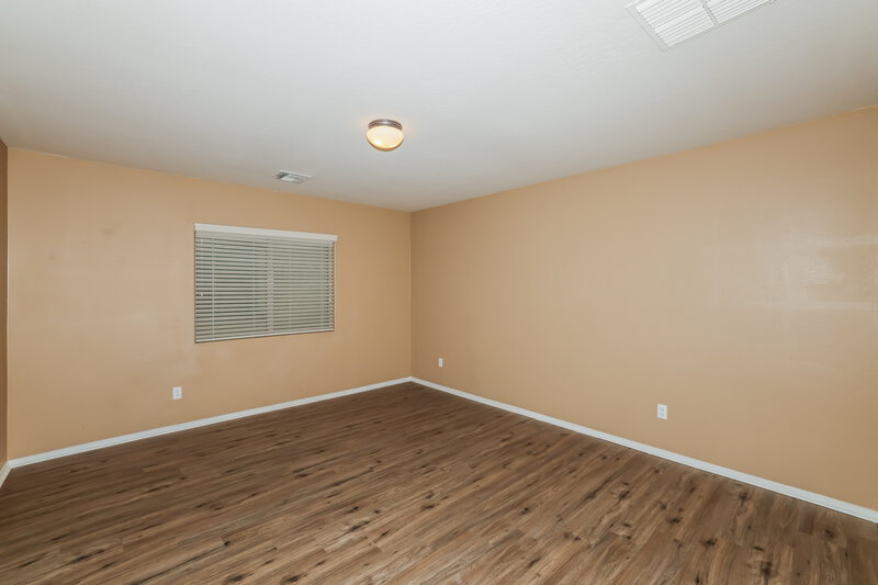 2,960/Mo, 9427 W Monte Vista Rd Phoenix, AZ 85037 Bedroom View 2