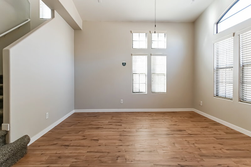 2,625/Mo, 2361 W Sleepy Ranch Rd Phoenix, AZ 85085 Living Room View