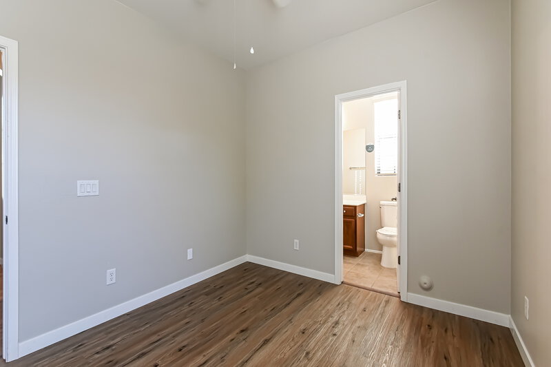 2,625/Mo, 2361 W Sleepy Ranch Rd Phoenix, AZ 85085 Bedroom View 2