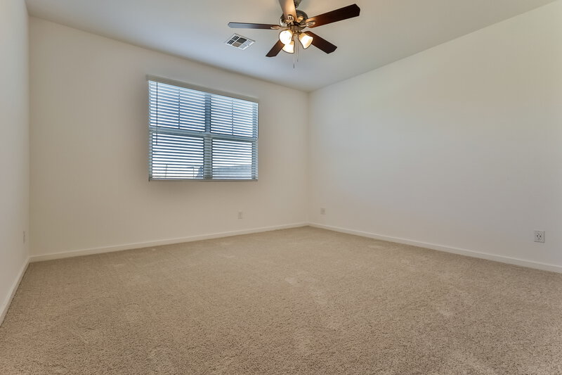 1,890/Mo, 11008 W Parkway Dr Tolleson, AZ 85353 Main Bedroom View 2