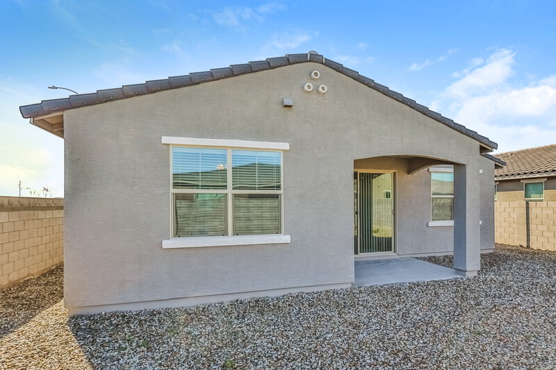 1,890/Mo, 11008 W Parkway Dr Tolleson, AZ 85353 Rear View