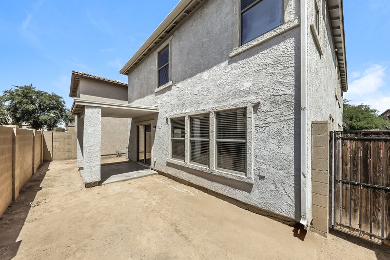 2,455/Mo, 11215 W Garfield St Avondale, AZ 85323 Rear View