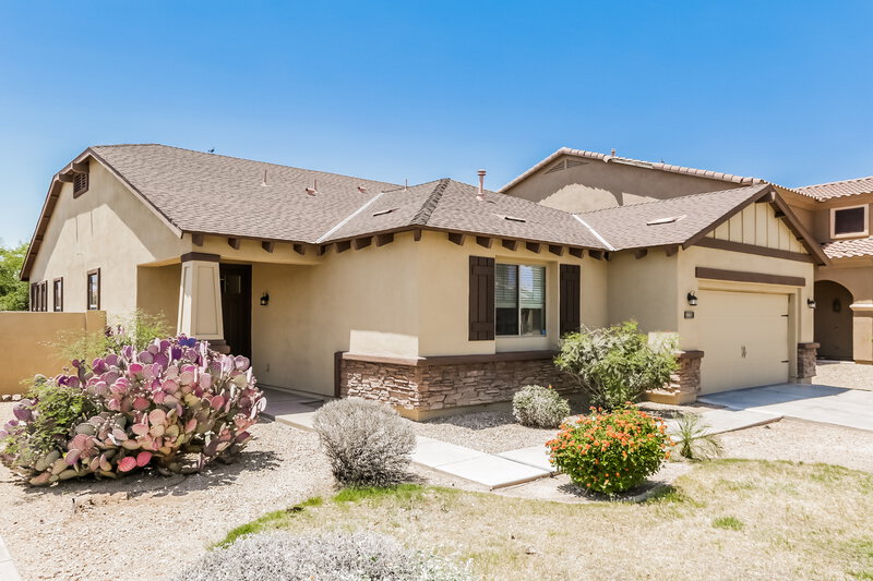 2,490/Mo, 126 N 109th Dr Avondale, AZ 85323 Front View