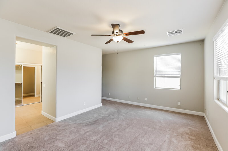 2,490/Mo, 126 N 109th Dr Avondale, AZ 85323 Main Bedroom View