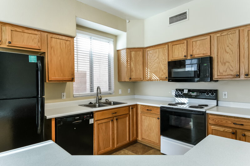 2,305/Mo, 17435 N 16th Pl Phoenix, AZ 85022 Misc View 6