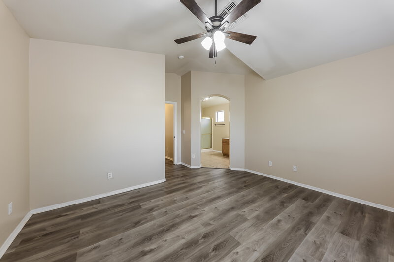 2,280/Mo, 17435 N 16th Pl Phoenix, AZ 85022 Main Bedroom View 2