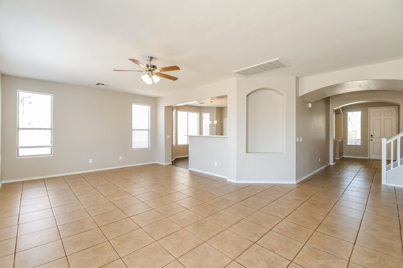 2,785/Mo, 6615 W Harwell Rd Laveen, AZ 85339 Living Room View 3