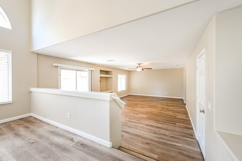 2,380/Mo, 15825 W Redfield Rd Surprise, AZ 85379 Kitchen View