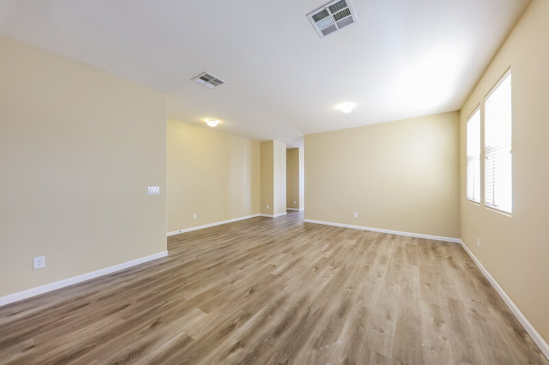 2,395/Mo, 23209 N 121st Dr Sun City, AZ 85373 Living Room View