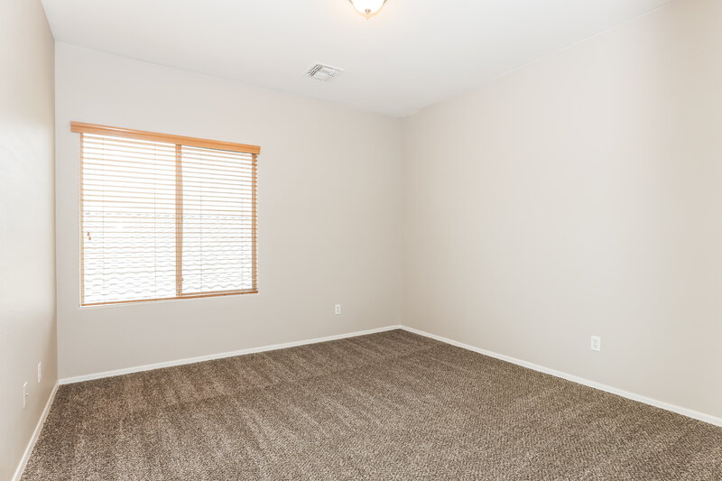 2,515/Mo, 7420 S 15th Dr Phoenix, AZ 85041 Bedroom View 2