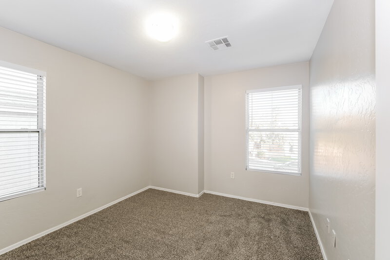 2,185/Mo, 6963 W Palmaire Ave Glendale, AZ 85303 Bedroom View