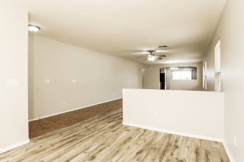 1,910/Mo, 15066 W Buchanan St Goodyear, AZ 85338 Foyer View