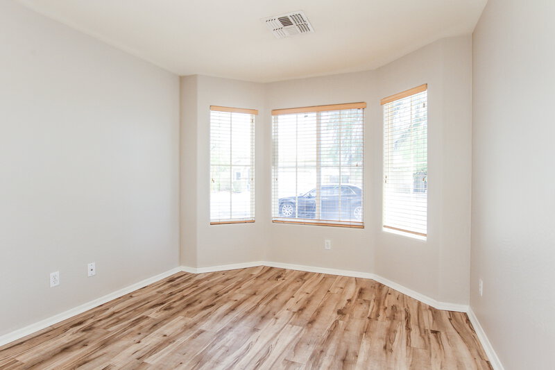 1,910/Mo, 15066 W Buchanan St Goodyear, AZ 85338 Breakfast Nook View