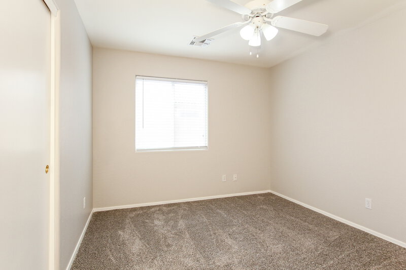 1,910/Mo, 15066 W Buchanan St Goodyear, AZ 85338 Bedroom View 3