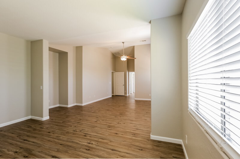 2,505/Mo, 13311 W Stella Ln Litchfield Park, AZ 85340 Main Bedroom View