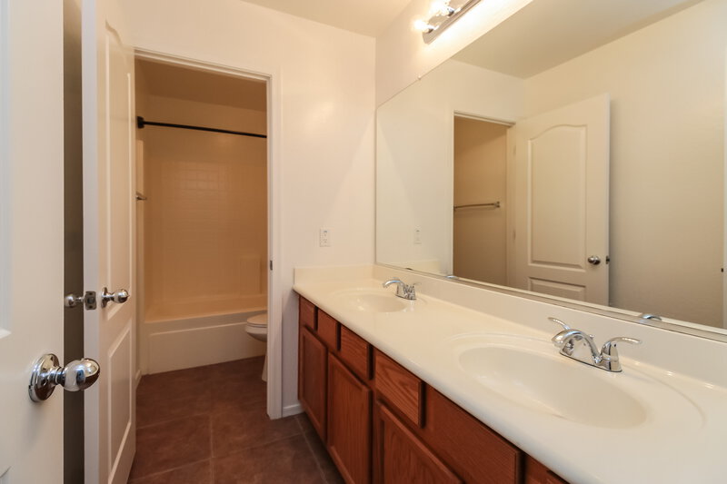 2,085/Mo, 25549 W Winslow Ave Buckeye, AZ 85326 Master Bathroom View 2