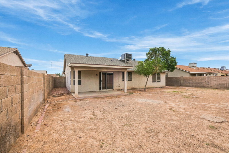 2,080/Mo, 8556 W Ocotillo Rd Glendale, AZ 85305 Rear View