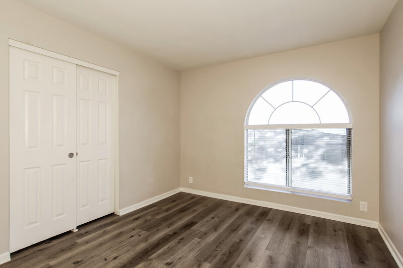 2,105/Mo, 6157 N 87th Ln Glendale, AZ 85305 Bedroom View
