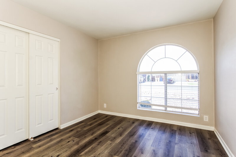 2,095/Mo, 6157 N 87th Ln Glendale, AZ 85305 Bedroom View