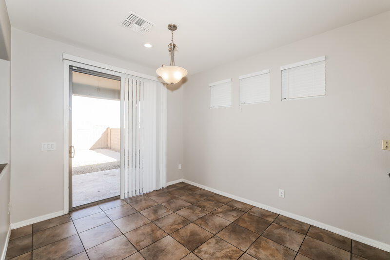 2,550/Mo, 6816 W Pleasant Ln Laveen, AZ 85339 Breakfast Nook View