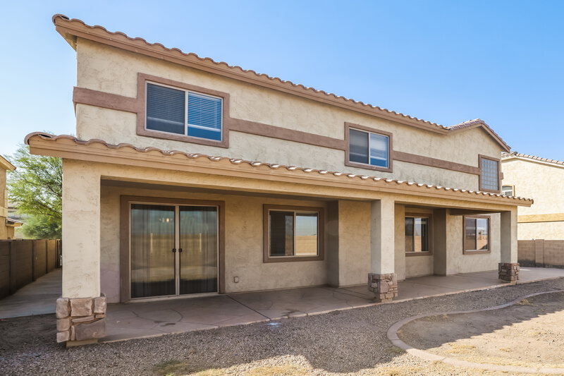 2,550/Mo, 6816 W Pleasant Ln Laveen, AZ 85339 Rear View