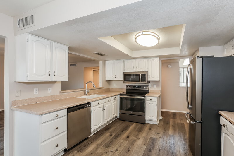 2,595/Mo, 16234 S 44th St Phoenix, AZ 85048 Kitchen View 2