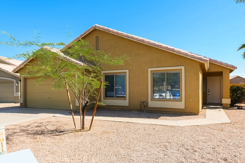 1,795/Mo, 9015 W Roanoke Ave Phoenix, AZ 85037 Front View