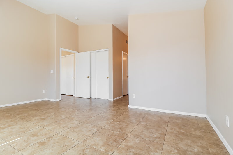 3,190/Mo, 9015 W Roanoke Ave Phoenix, AZ 85037 Main Bedroom View 2