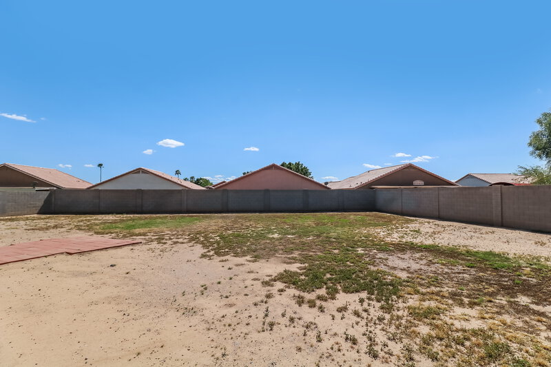 3,190/Mo, 9015 W Roanoke Ave Phoenix, AZ 85037 Exterior View