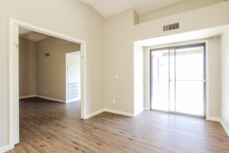 2,390/Mo, 11175 N 82nd Ln Peoria, AZ 85345 Bedroom View 2