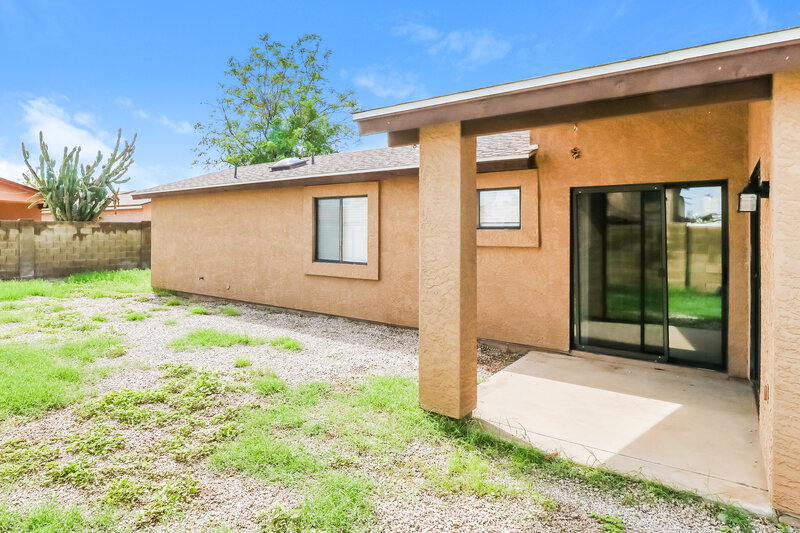 2,440/Mo, 11175 N 82nd Ln Peoria, AZ 85345 Rear View