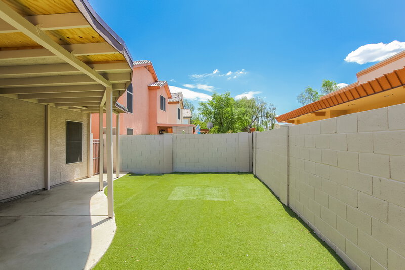 2,355/Mo, 3719 E Inverness Ave Unit 24 Mesa, AZ 85206 Rear View