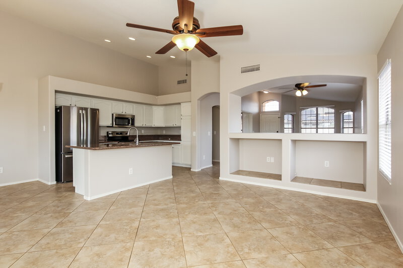 2,375/Mo, 9935 W Potter Dr Peoria, AZ 85382 Dining Room View