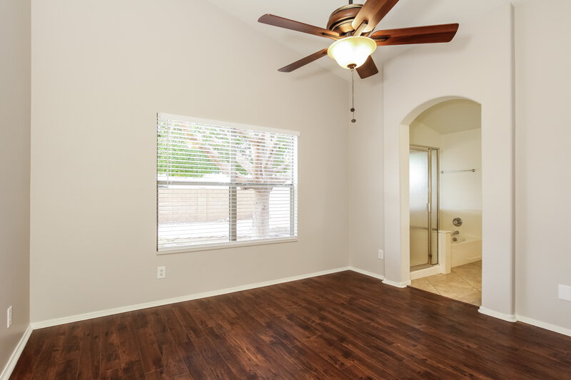 2,375/Mo, 9935 W Potter Dr Peoria, AZ 85382 Main Bedroom View