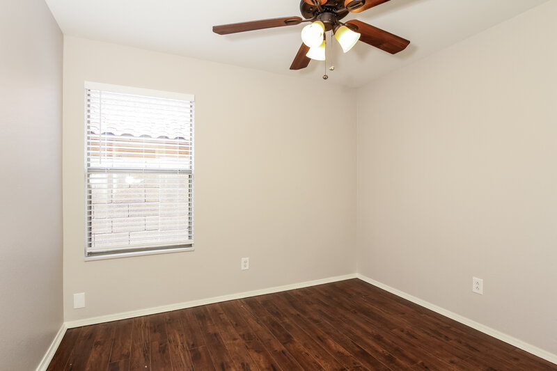 2,375/Mo, 9935 W Potter Dr Peoria, AZ 85382 Bedroom View 2
