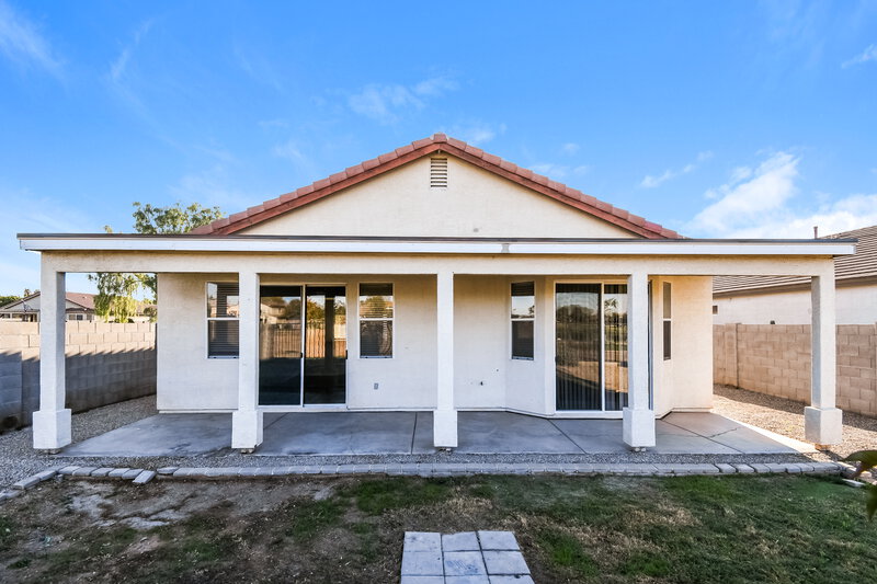 1,975/Mo, 2730 E Calle del Norte Dr Gilbert, AZ 85296 Rear View