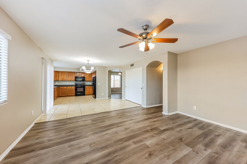 2,255/Mo, 2534 W Blue Sky Dr Phoenix, AZ 85085 Family Room View