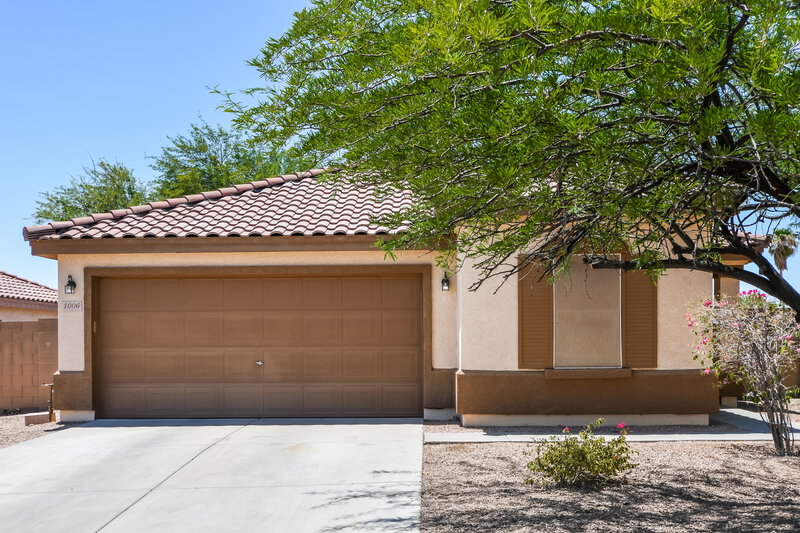 1,960/Mo, 1006 S Clancy Cir Mesa, AZ 85208 External View
