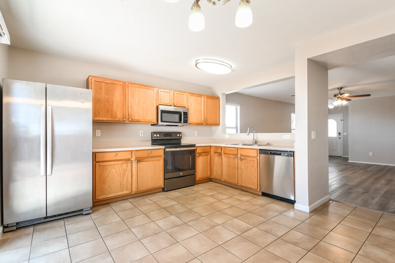 1,960/Mo, 1006 S Clancy Cir Mesa, AZ 85208 Kitchen View
