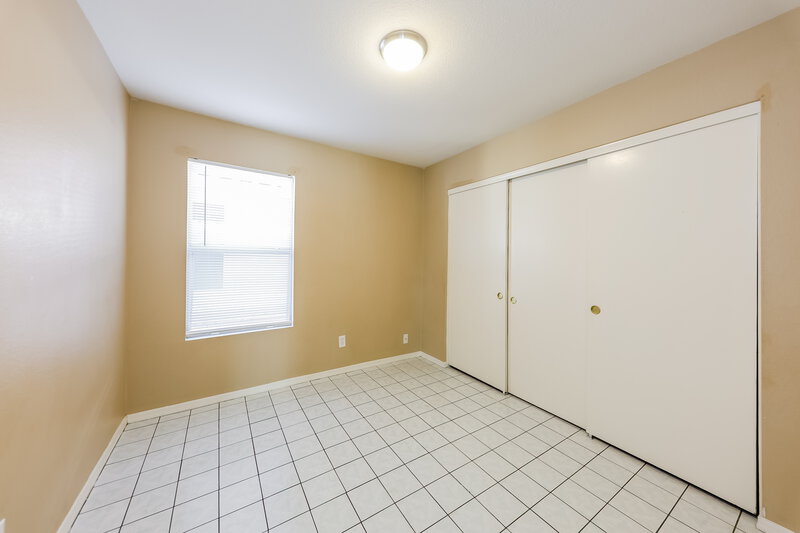 2,020/Mo, 8015 W Laurel Ln Peoria, AZ 85345 Bedroom View 3