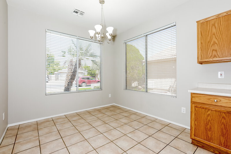 2,160/Mo, 3901 E Barbarita Ave Gilbert, AZ 85234 Dining Room View