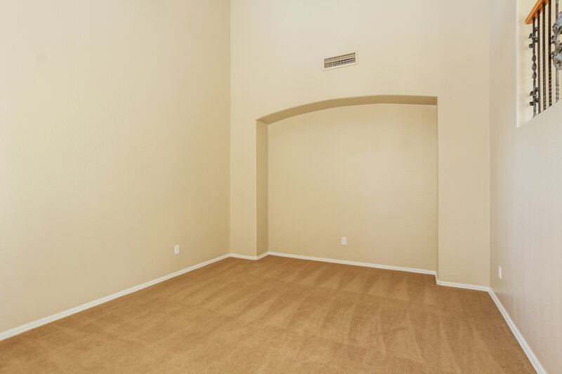 2,810/Mo, 27301 N 86th Ave Peoria, AZ 85383 Living Room View