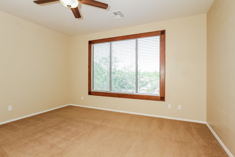 2,810/Mo, 27301 N 86th Ave Peoria, AZ 85383 Main Bedroom View