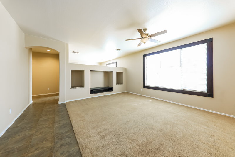 2,940/Mo, 27301 N 86th Ave Peoria, AZ 85383 Family Room View